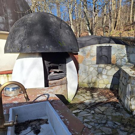 Il Villaggio Dei Puffi Bardineto Bagian luar foto